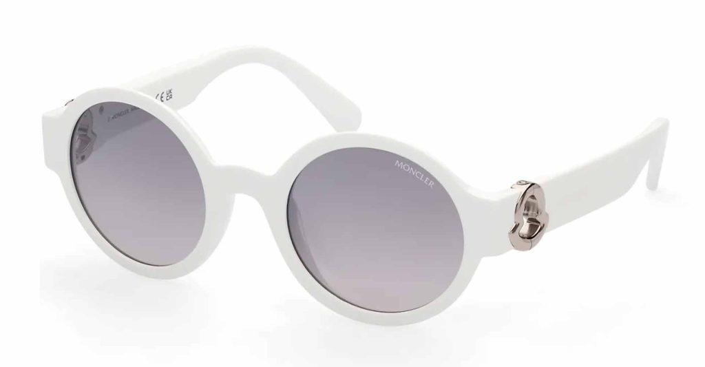 Moncler ML0243 Atriom 51222 Sunglasses White Moncler ML0243 Atriom 51222 sunglasses featuring edgy white frames