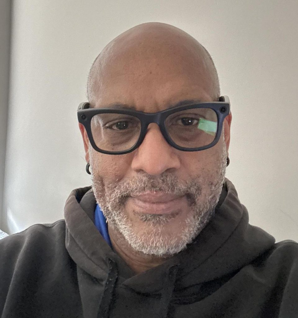 EZContacts customer wearing Ray-Ban Meta Wayfarer RW4006 smart glasses
