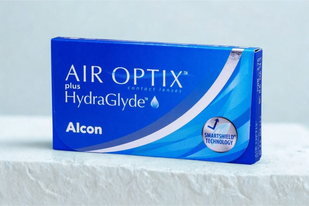 A box of Alcon AIR OPTIX Plus HydraGlyde soft contact lenses for myopia