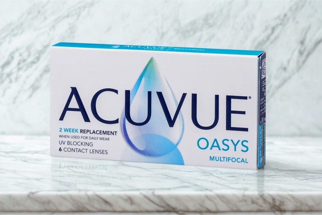 A box of ACUVUE Oasys Multifocal
