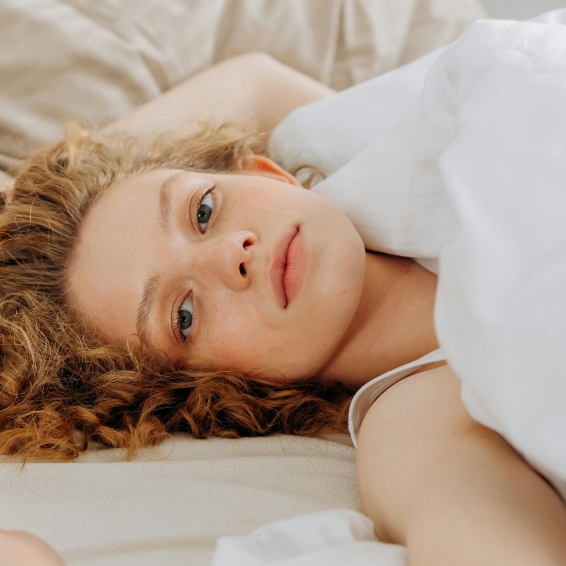 Why Do My Eyes Hurt When I Wake Up? | EZOnTheEyes