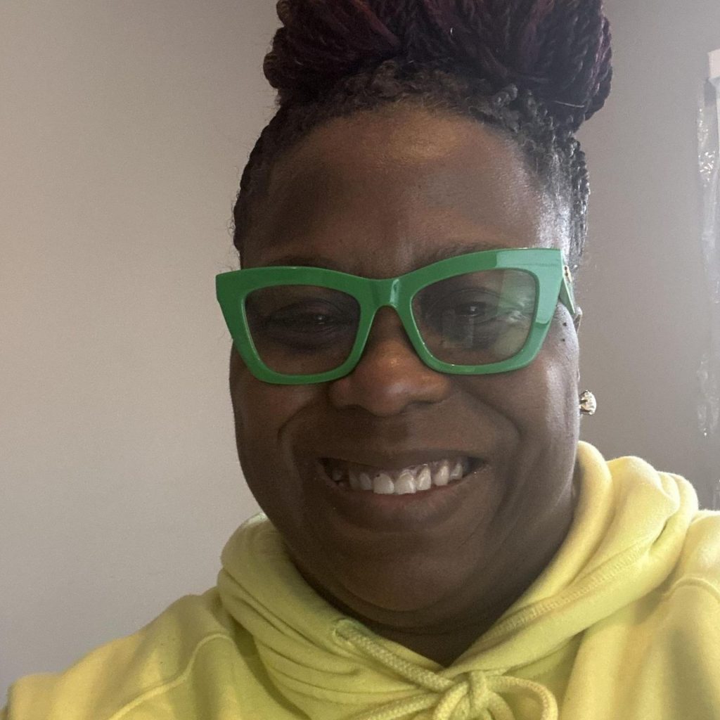 Bottega Veneta BV1215O eyeglasses featuring green frames 
