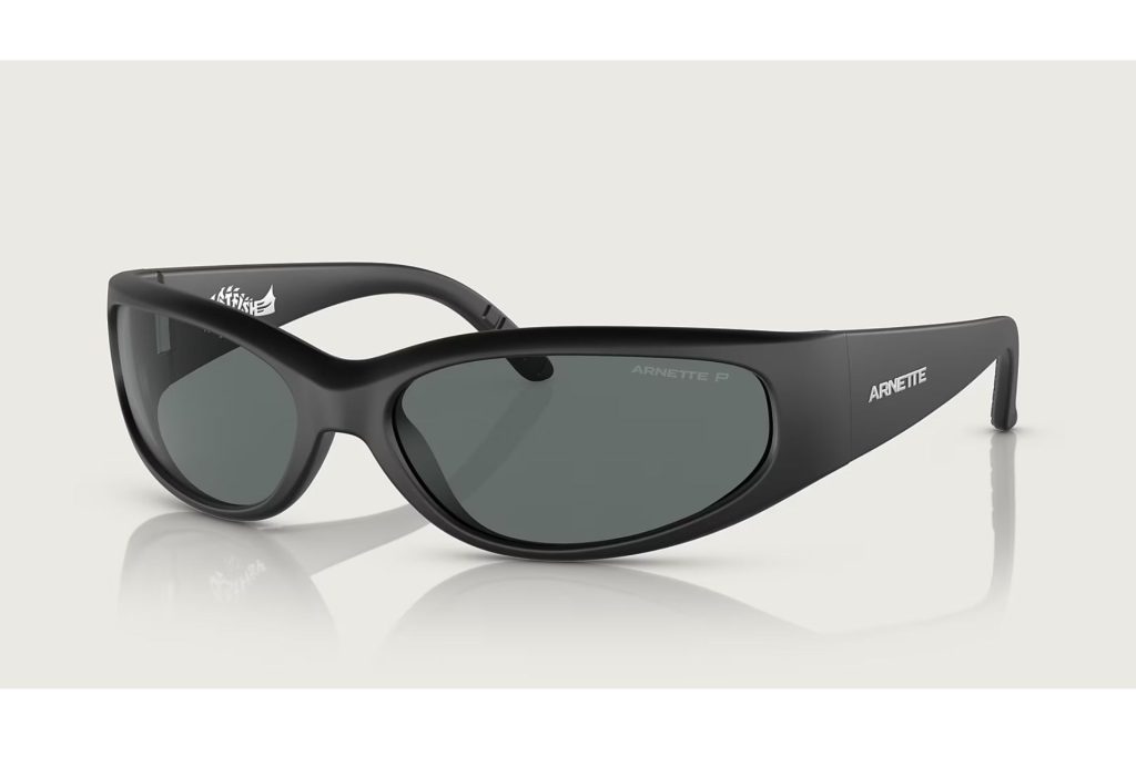 CATFISH wrap-around sunglasses featuring black frames