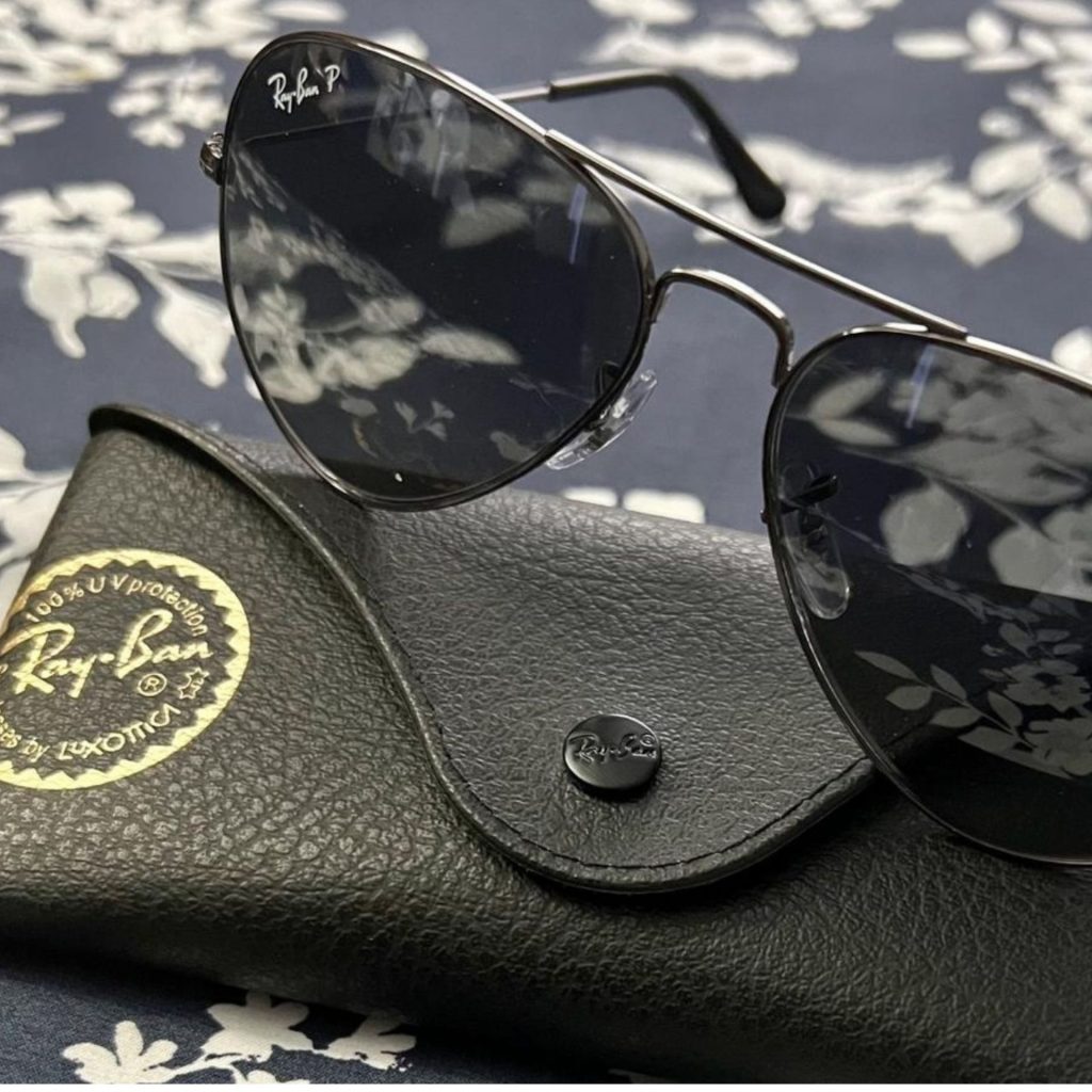 Ray-Ban RB3025 AVIATOR LARGE METAL sunglasses and case