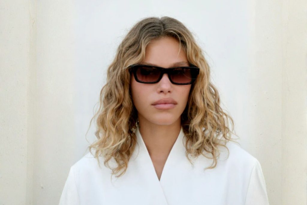 Model wearing Sloane Tortoise Heaven Mayhem sunglasses