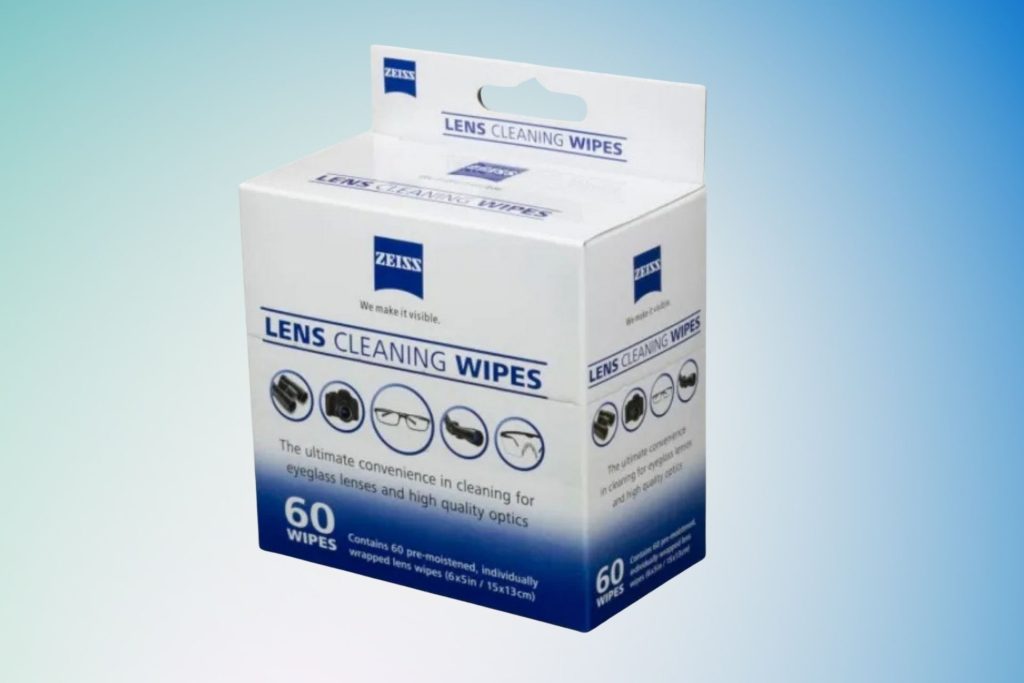 A box of Zeiss lens wipes