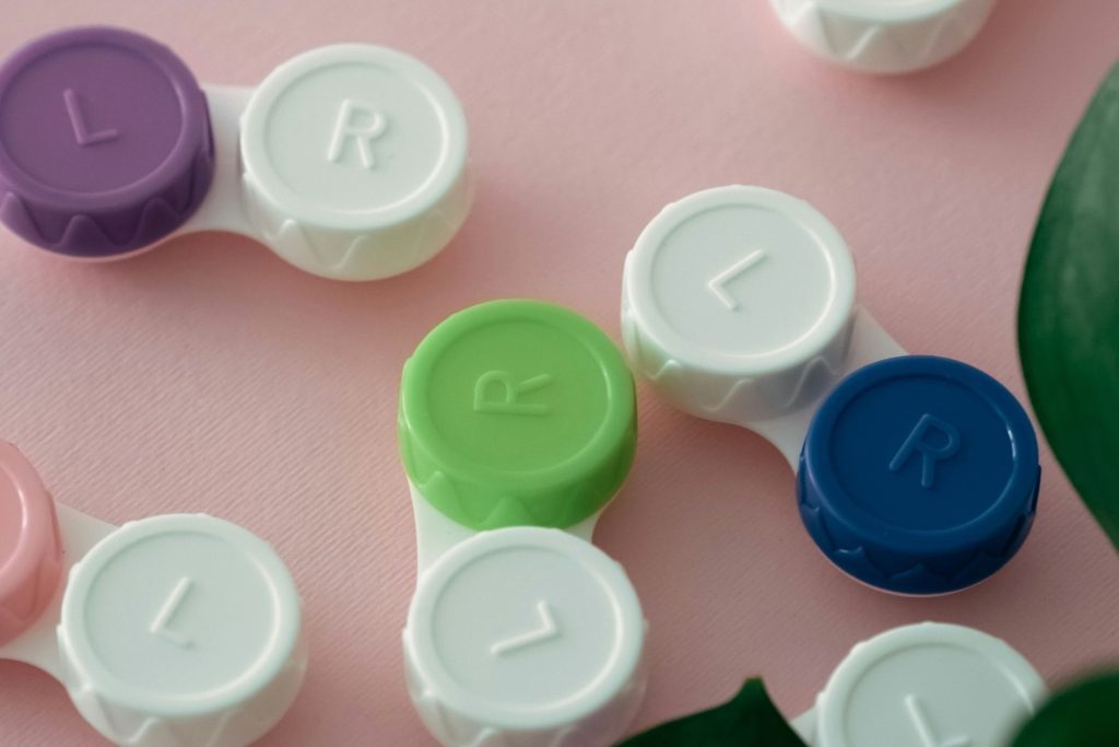 Contact lens blister packs