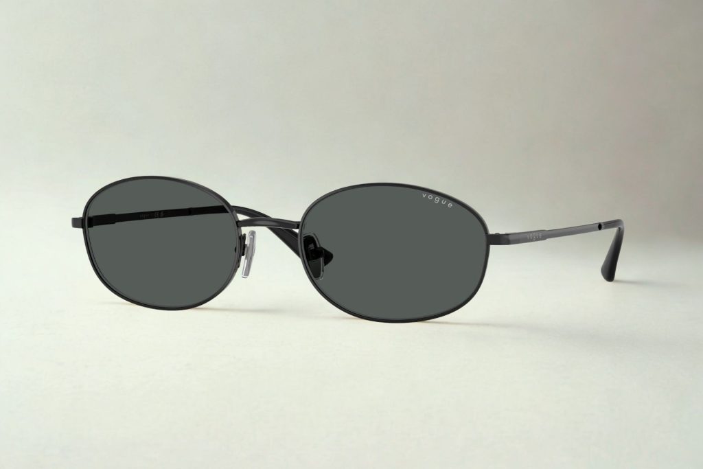 Vogue VO4323S oval black sunglasses