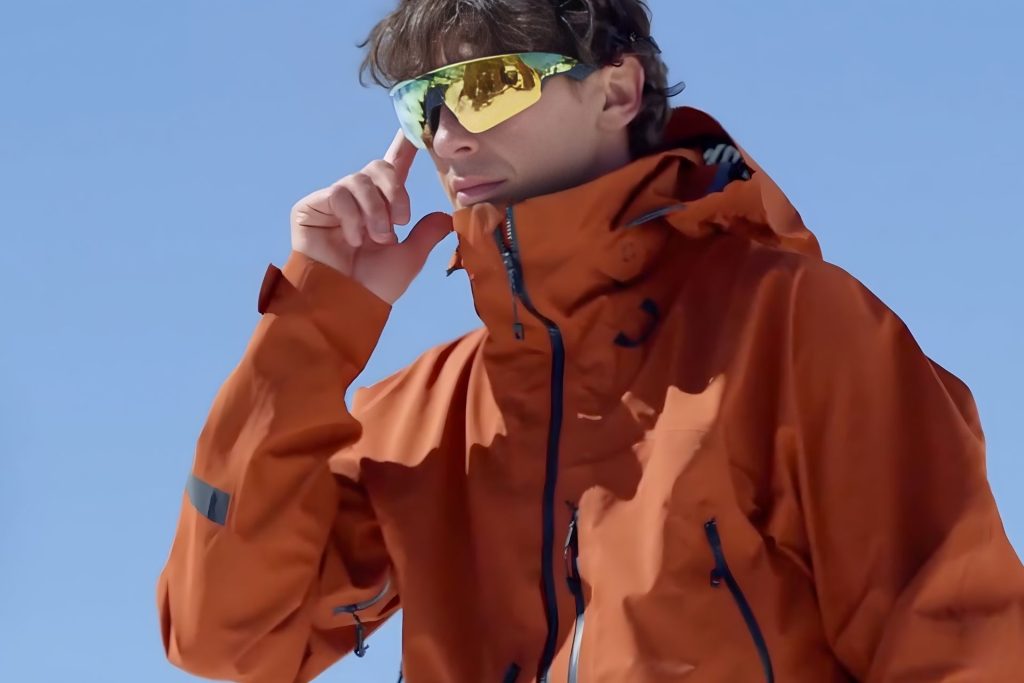 Oakley Vanguard x Meta smart glasses