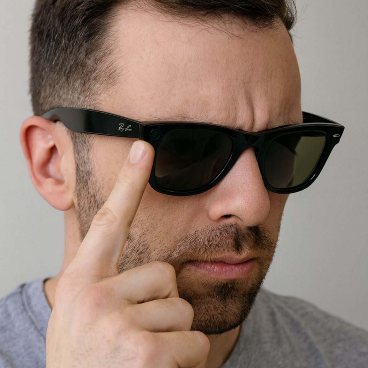 Man wearing Ray-Ban smart glasses