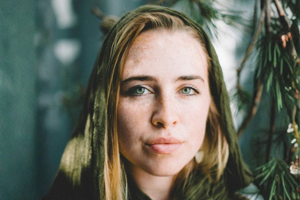 Woman with light green eyes