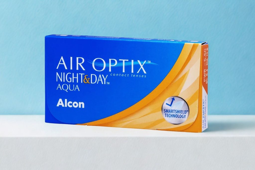 Box of Air Optix Night & Day Aqua contact lenses