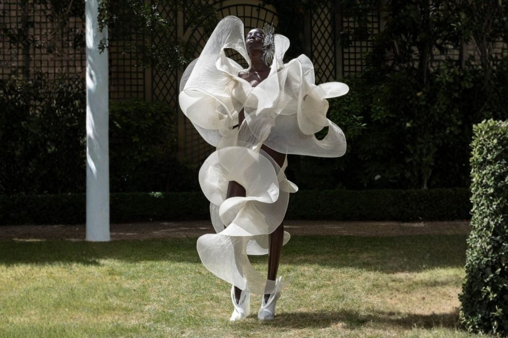 Iris Van Herpen Couture dress feautring bold white ruffles