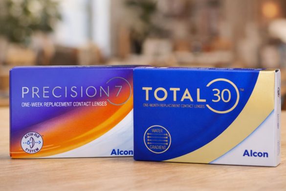 TOTAL30 Contact Lenses vs PRECISION7: Which Should You Choose for Astigmatism?