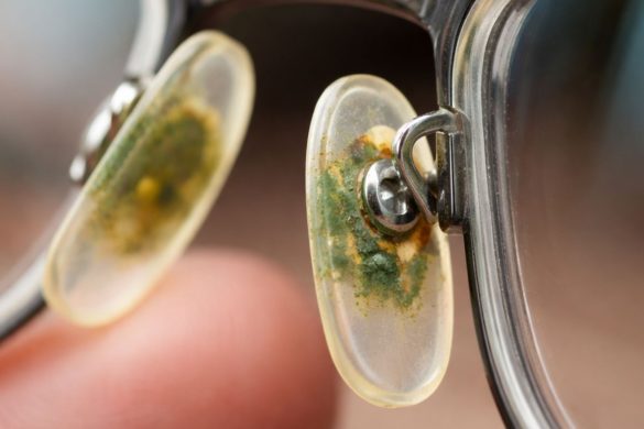 Why Do Glasses Get Green Gunk?