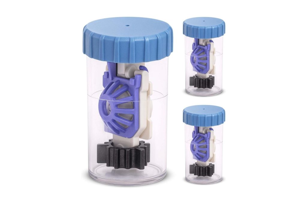 Barrel-type contact lens cases