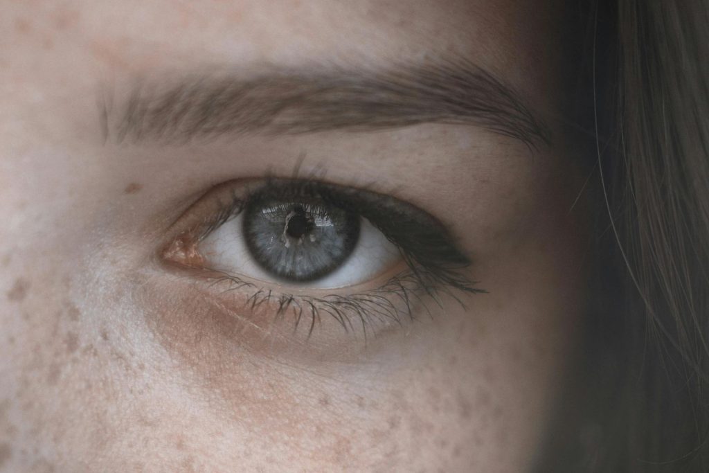 Woman with gray eyes