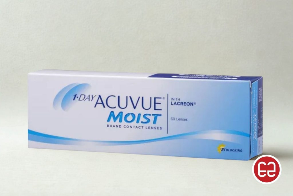 Box of ACUVUE Moist contact lenses