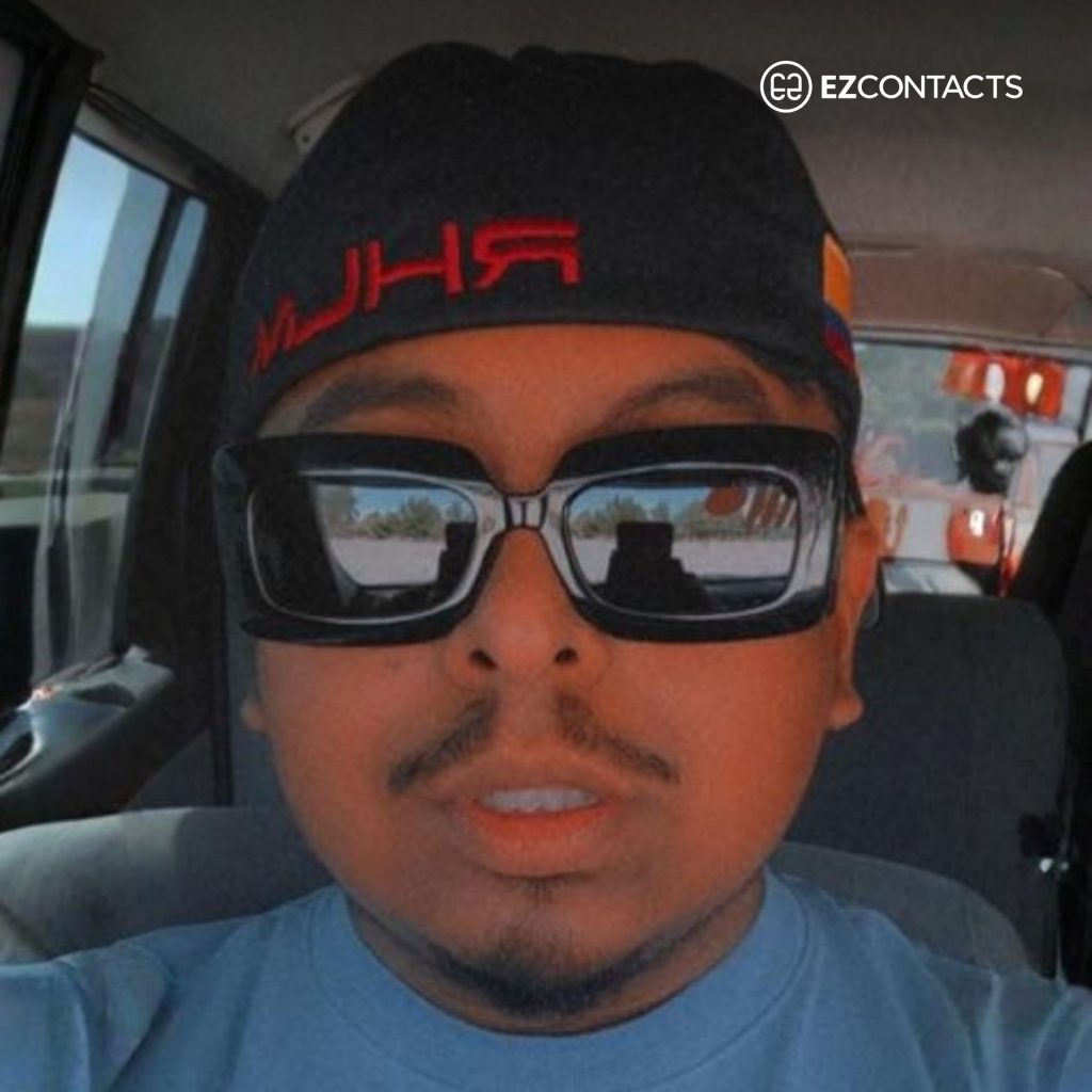 Customer wearing Gucci GG0811S sunglasses
