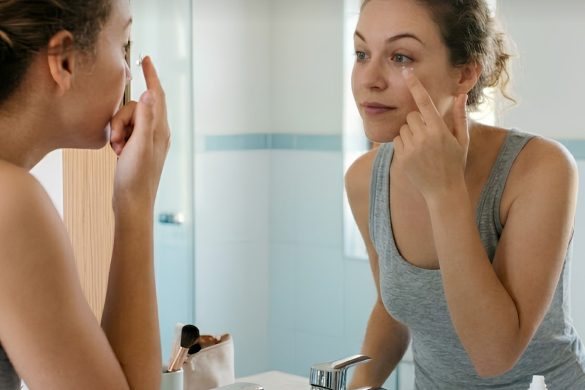 Hybrid Contact Lenses: A Solution for Difficult Prescriptions?