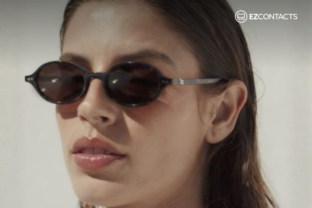Model wearing the Elvie Oval Sunglasses
