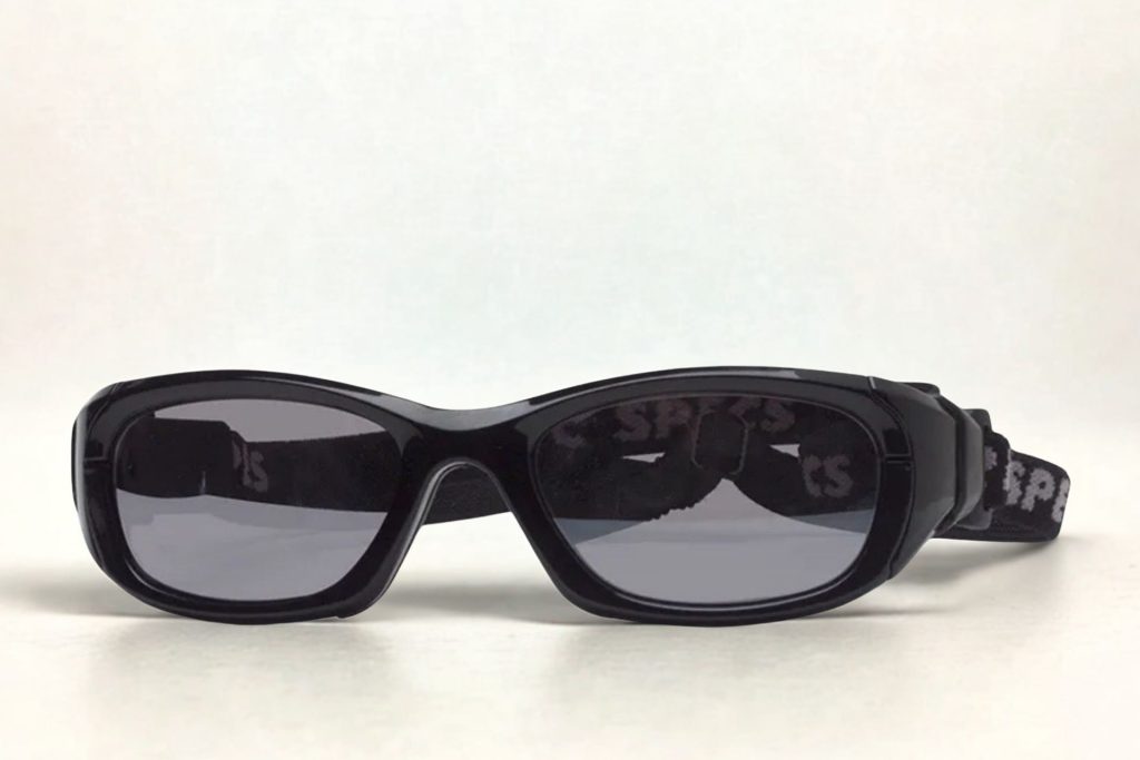 Rec Specs Maxx 21 in “Shiny Black”