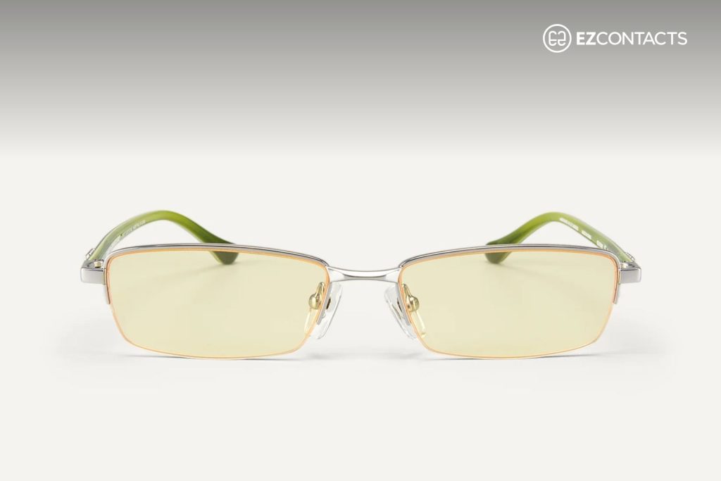Lucky Star frame in silver with yellow lenses