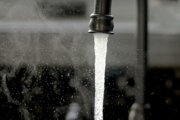 Can You Put Contact Lenses in Water?