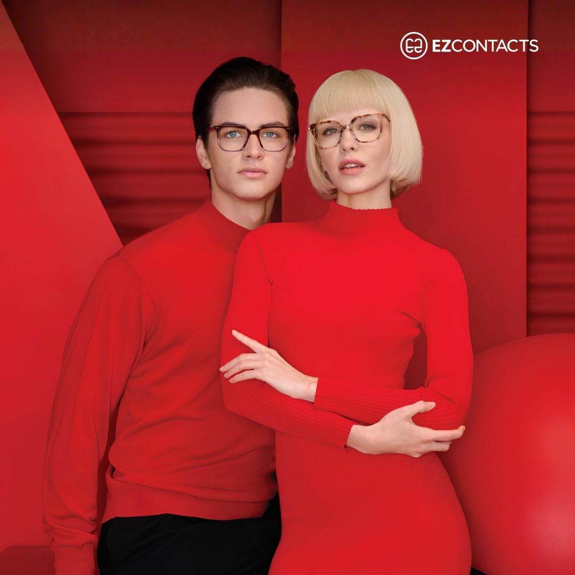 Woman and man wearing Kliik denmark glasses