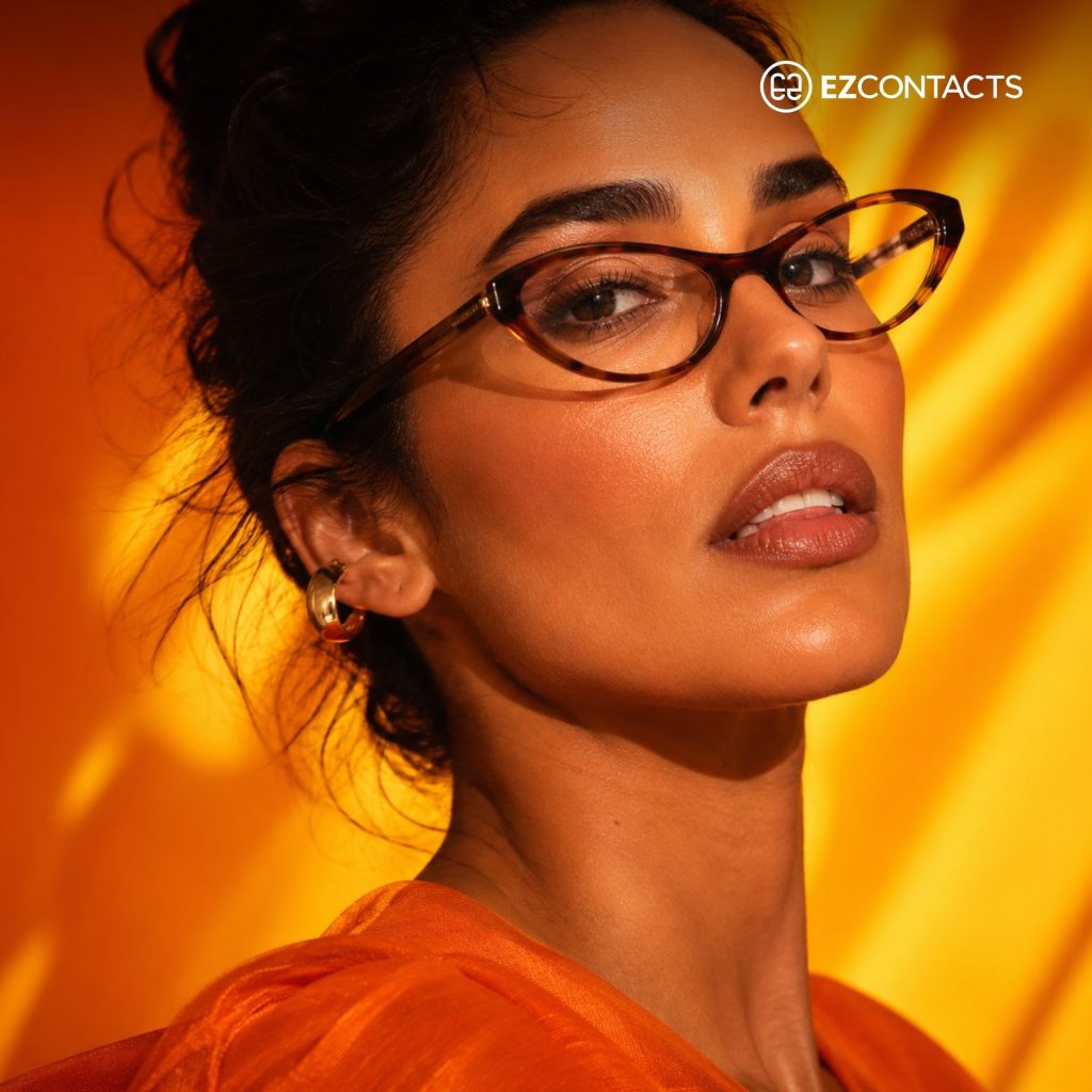 Woman wearing Komono glasses