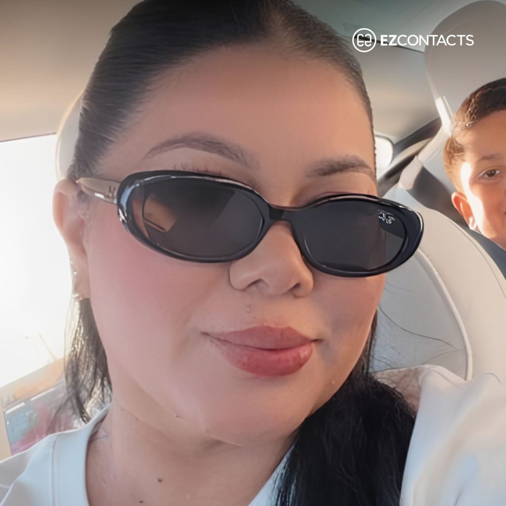 EZContacts customer wearing Ray-Ban RB4441D sunglasses