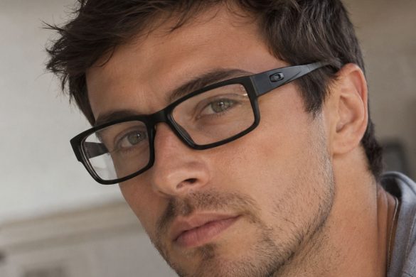 Oakley Airdrop OX8046: Are These Glasses Right For You?