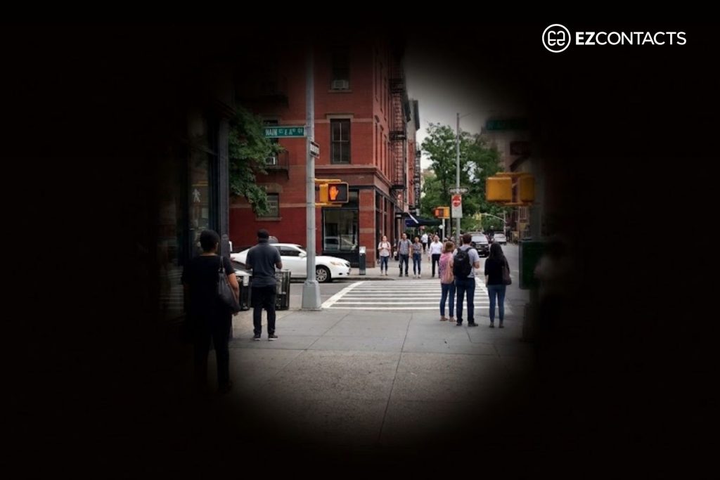 Representation of What a Person Might See With Severe Loss of Peripheral Vision