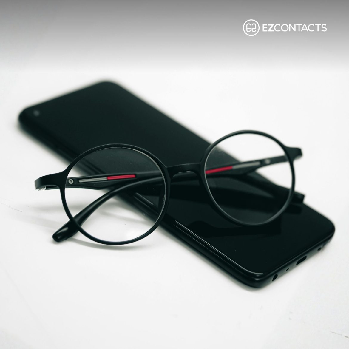 Glasses and a Smartphone