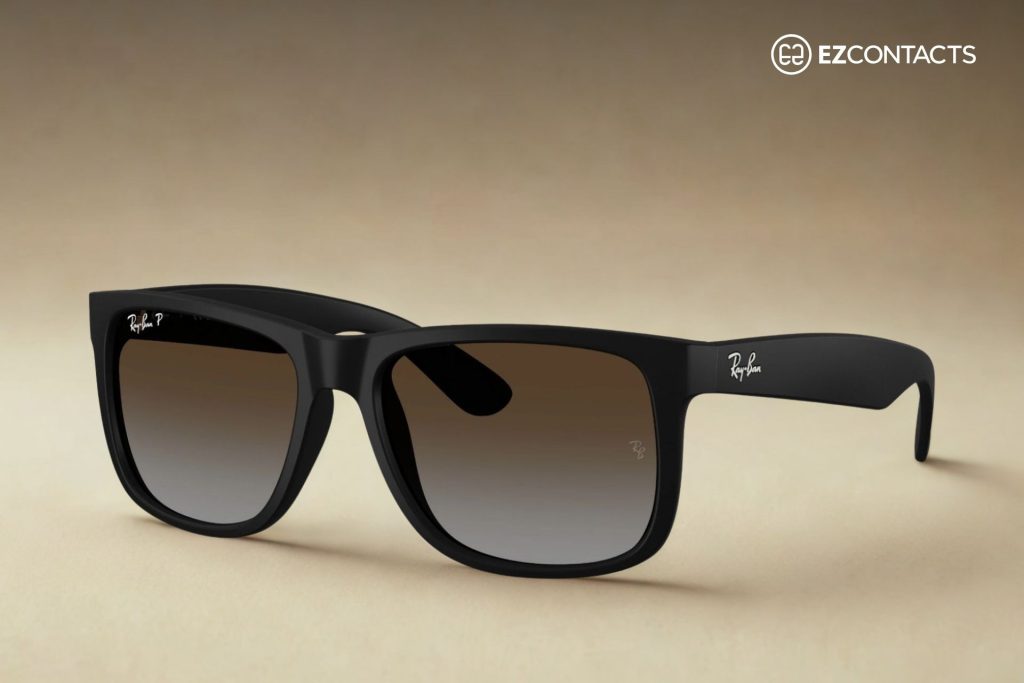 Ray-Ban Justin in Black With Grey Gradient Polarized Lenses